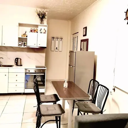 Apartment With 3 Rooms Just 1 Min From The Beach And Free Public Parking Peraia  Exterior photo